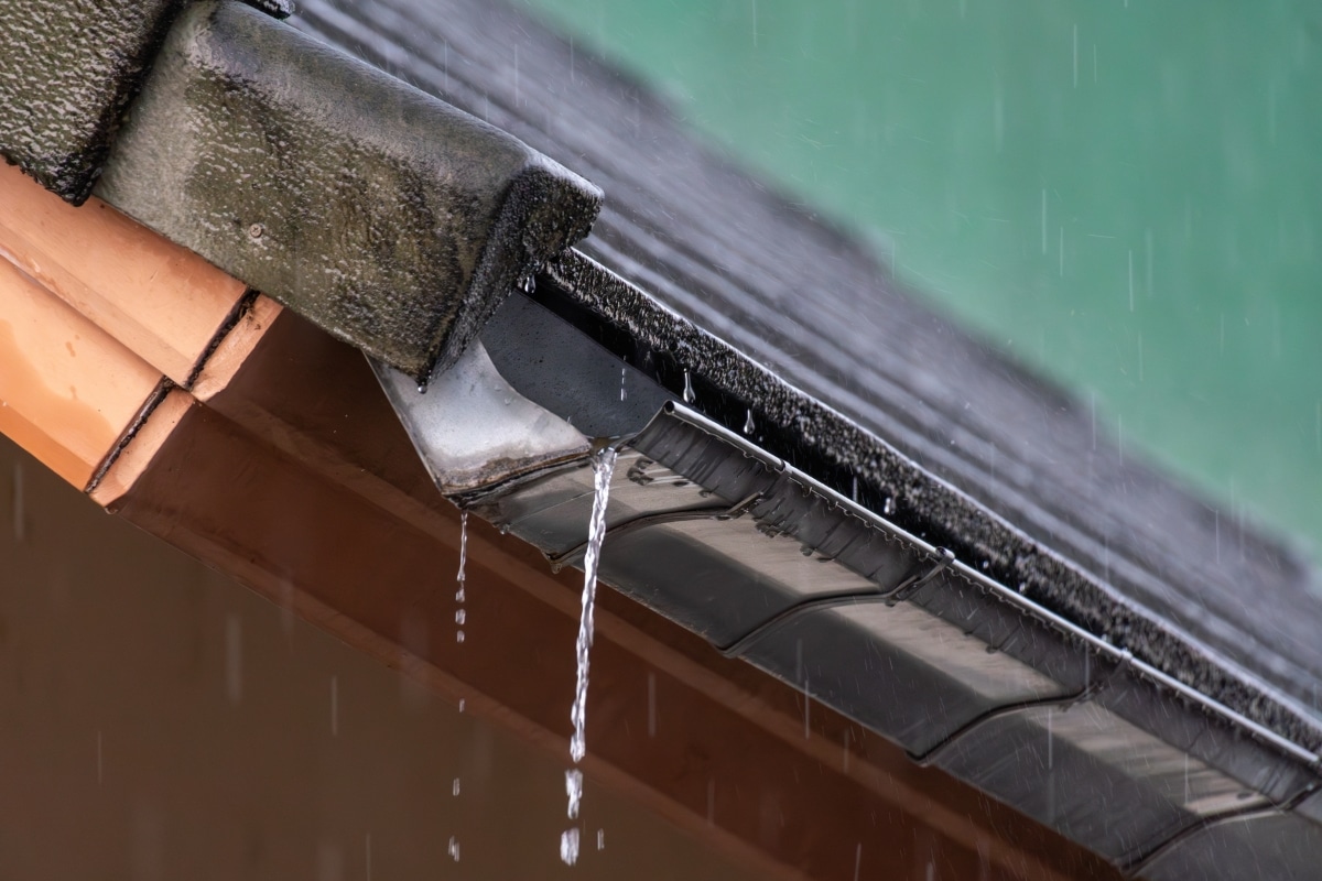 Old Gutter System Step 1 Request your free estimate RDP Pro Paint Michigan (1)